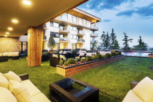 Předstěnové systémy a rozvody vody Viega v komplexu Hrebienok Resort