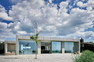 Prázdninový dům s posuvnými systémy Schüco ASS 77 PD.SI