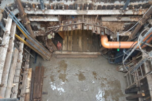 První linie v podzemí