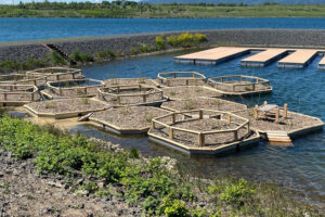 Metrostav dokončil hrubou stavbu na jezeru Most