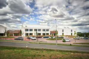 Nová venkovská základka bude mít i vlastní studio a farmu