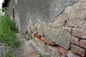 Zateplený sokl – důležitý detail energeticky úsporných staveb