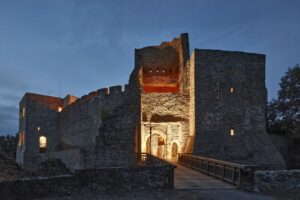 „Hledali jsme materiál, který je trvanlivý, umí stárnout a na němž je stárnutí vidět“