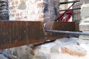 Statické a konstrukční řešení nově vkládaných ocelových konstrukcí do paláce hradu Helfštýn