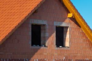 Proč zvolit pro stavbu domu jednovrstvé zdivo Porotherm