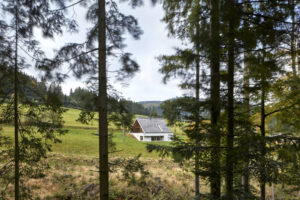 Dobře komponované prosvětlení pro horský dům