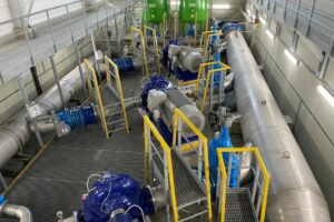 Čerpací stanice vodárenské věže Děvín s kompozitními rošty a přechodovými lávkami