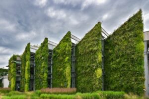 Komplexnost opatření je cestou k udržitelnosti i v průmyslových halách