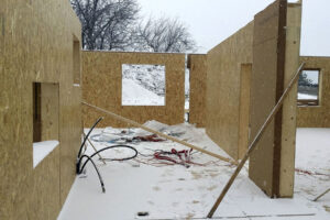 Drevostavba v zime – šťastie v nešťastí