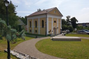 VIDEO: Pod střechou jirkovské synagogy ožívá kultura