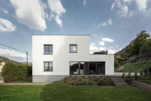 Dům má novou tvář i nové interiéry