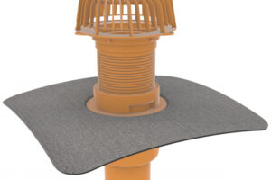 Regulace odtoku přívalových srážek z plochých střech retenčním nástavcem