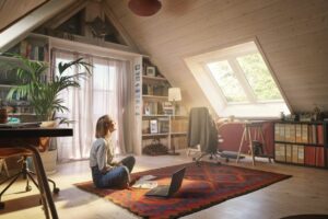 Nová střešní okna VELUX pomohou vytvořit finanční i tepelnou pohodu