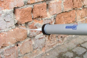 Jak sanovat vlhké zdivo dle WTA?