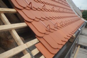 Fara v Soběslavi má novou střechu