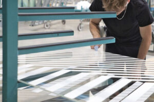 Jak ušetřit za topení? S úsporami na energiích pomůže zasklení oken