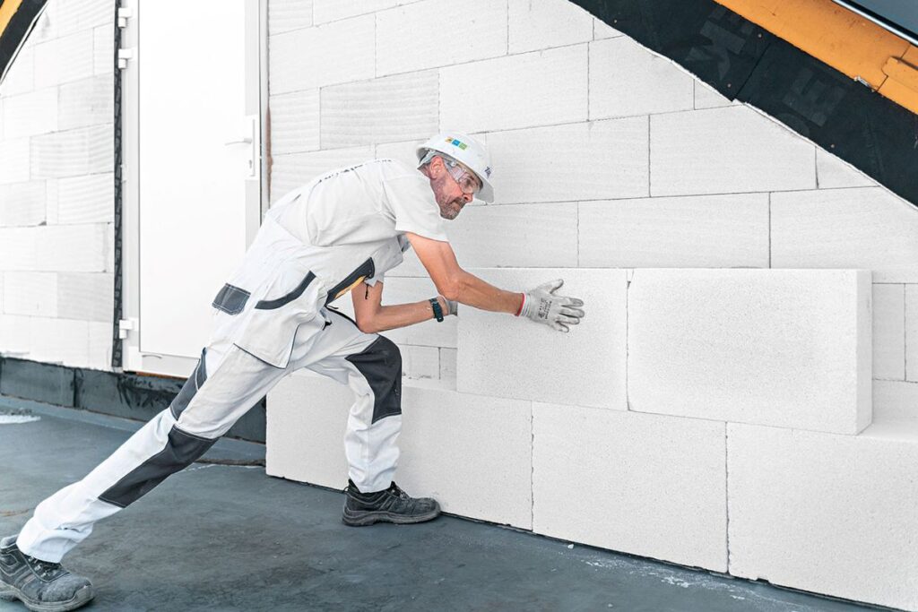 Zateplení Multipor – pracovní postup. Foto: Andreas Král